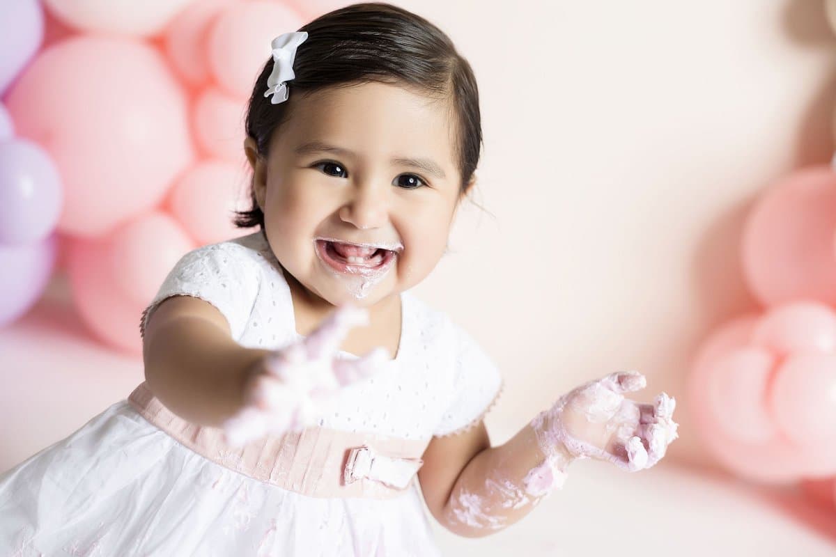 Smash the Cake Querétaro - niña hada con decorado temático